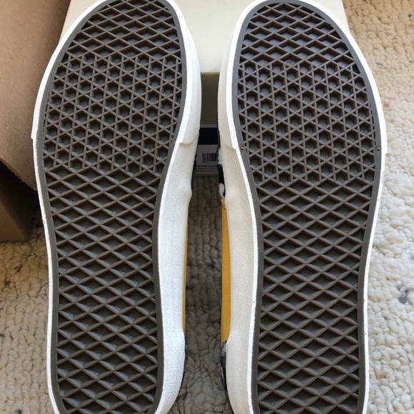 Awesome Vans x David Bowie sneaks - Picture 5 of 8